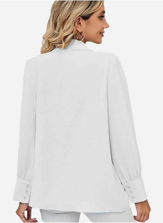 يونيكي White Collared Long Sleeve Shirt