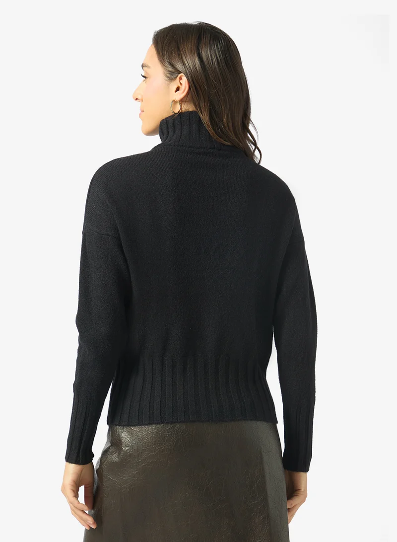 Ginger Basics Turtle Neck Classic Sweater