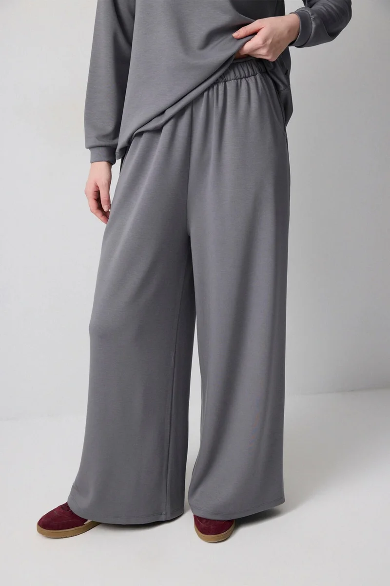 Touche Basic Knitted Set