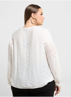 Vero Moda Curve V Neck Knitted Top  - Image 2