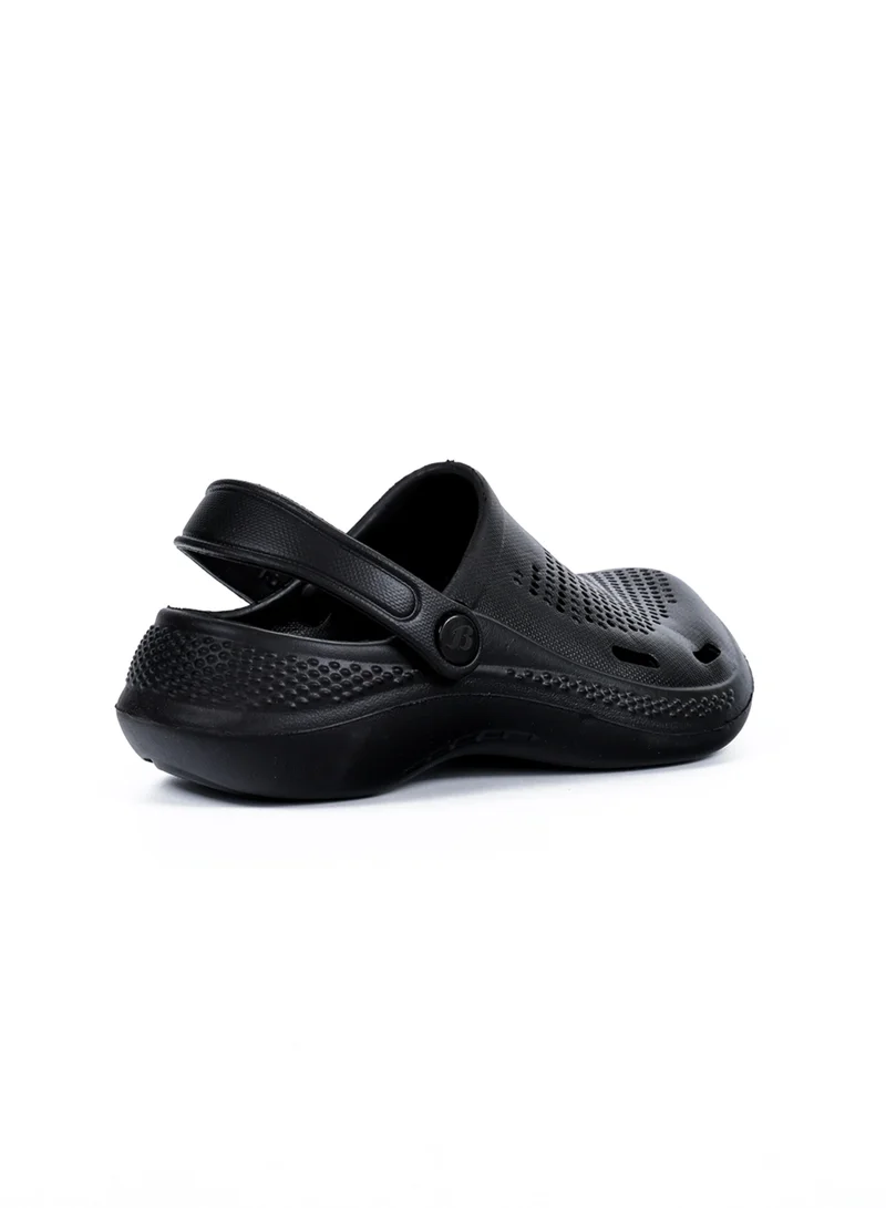 Bata Casual Textured Clogs