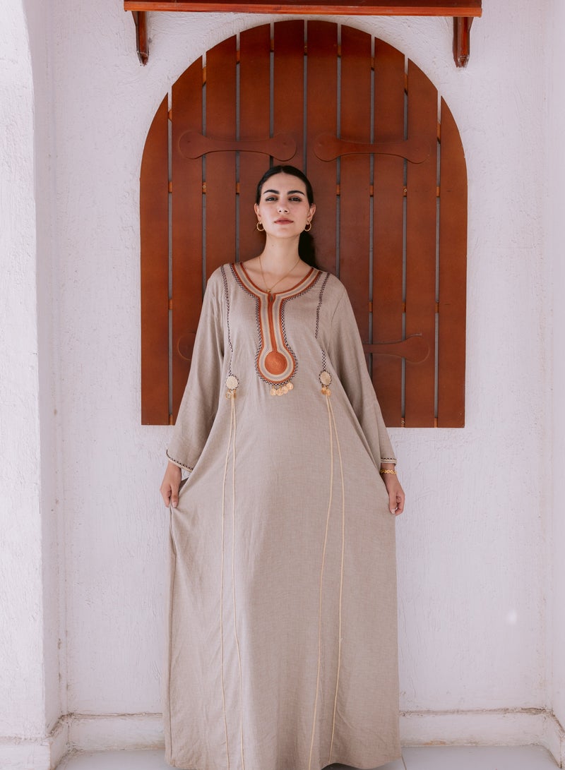 افندينا  جلابية كتان بأناقة طبيعية ولمسة عصرية - Image 2