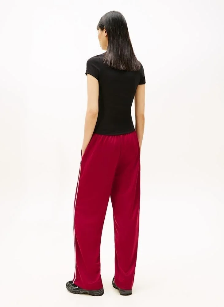 TOMMY JEANS Graphic Crew Neck T-Shirt