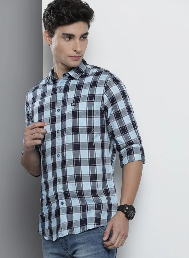 The Indian Garage Co Men Slim Fit Checkered Full Sleeves Spread Collar Casual Shirt