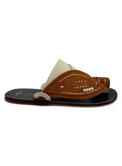 AL Fanoos Handcrafted heritage leather slippers