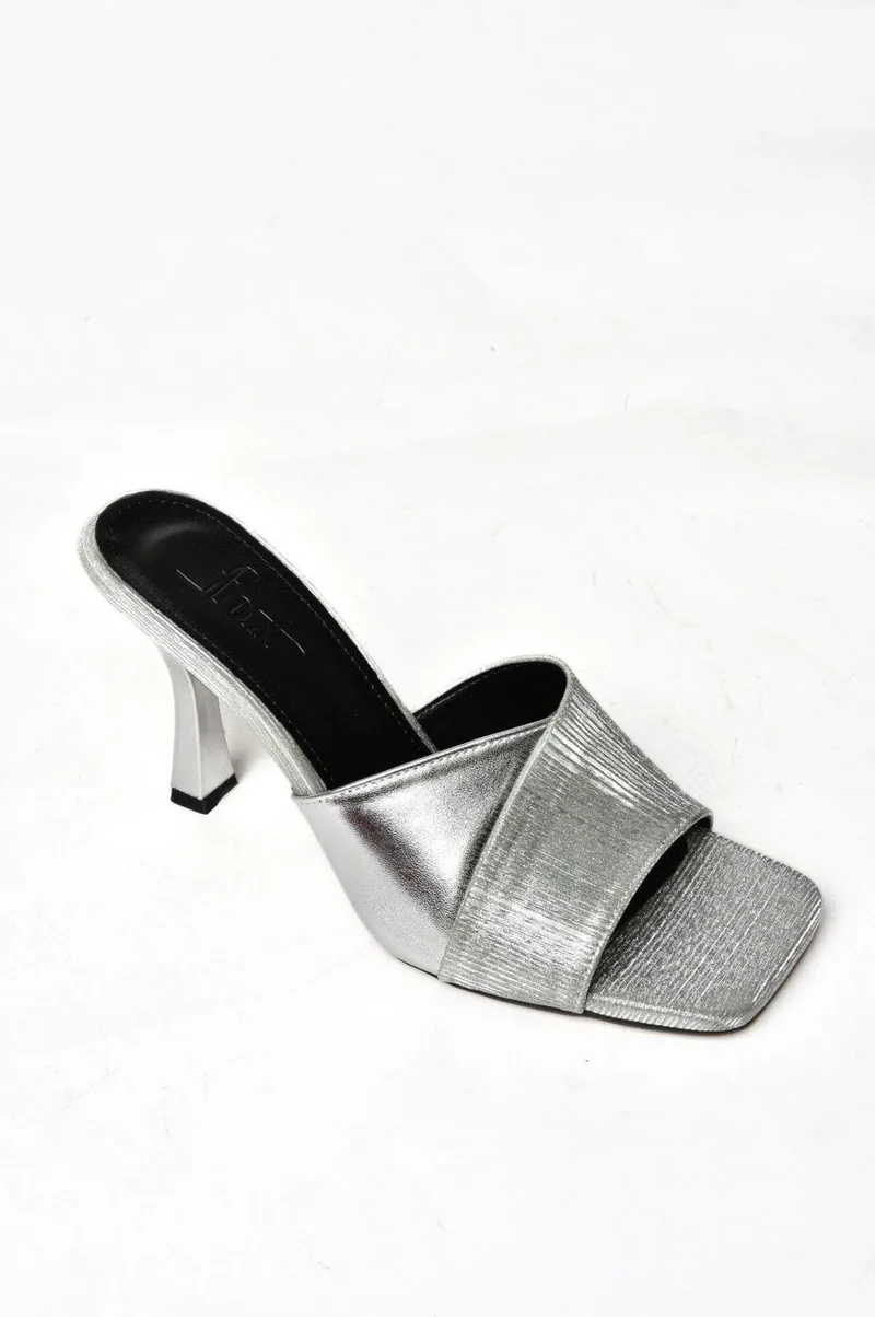 فوكس شوز S590433414 Silver Glitter Thin Heeled Women's Slippers