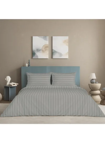 MULBERRY LIVING 100% Cotton 4 Piece Set: Duvet Cover: Width 260 x Length 240 cms. Fitted Cal. King Sheet : 200 x 200 x 30 cms. Pillow Covers : 50 x 75 cms - 300 TC Elysian Stripes(2cm) -Silver grey