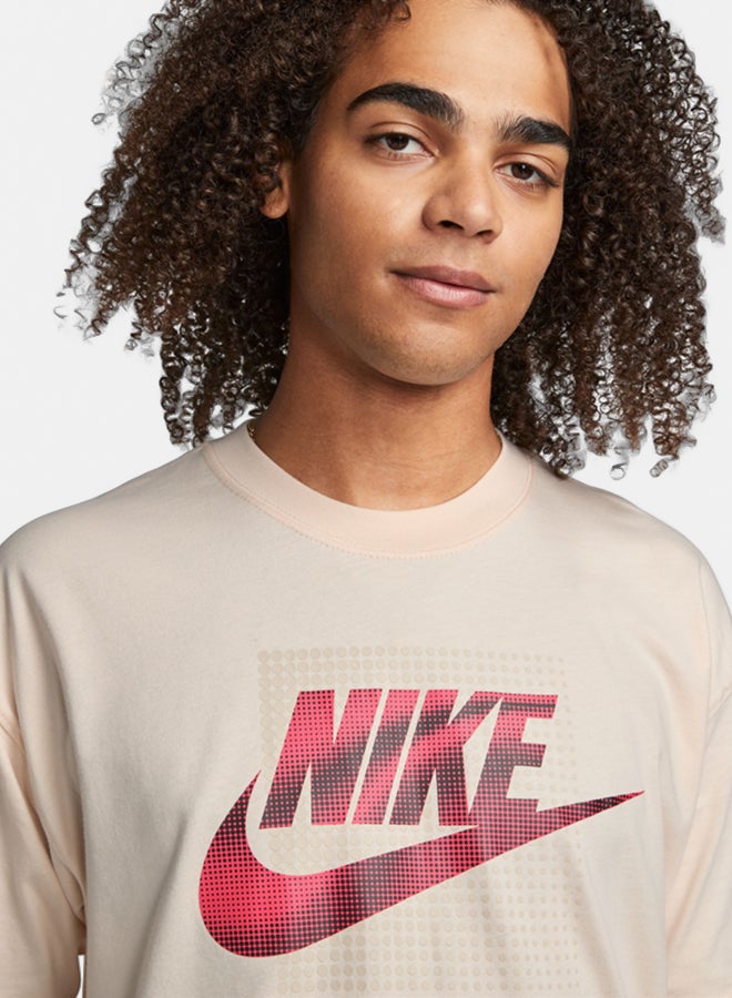 Nike Men's Nike Sportswear Tee M90 12-Month Futura - Image 4