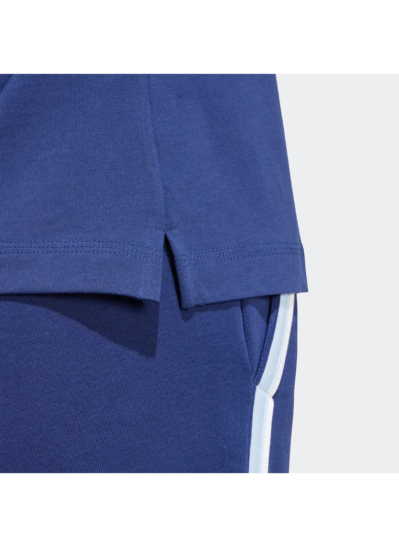 adidas تيشيرت قطن بألوان زاهية من Essentials