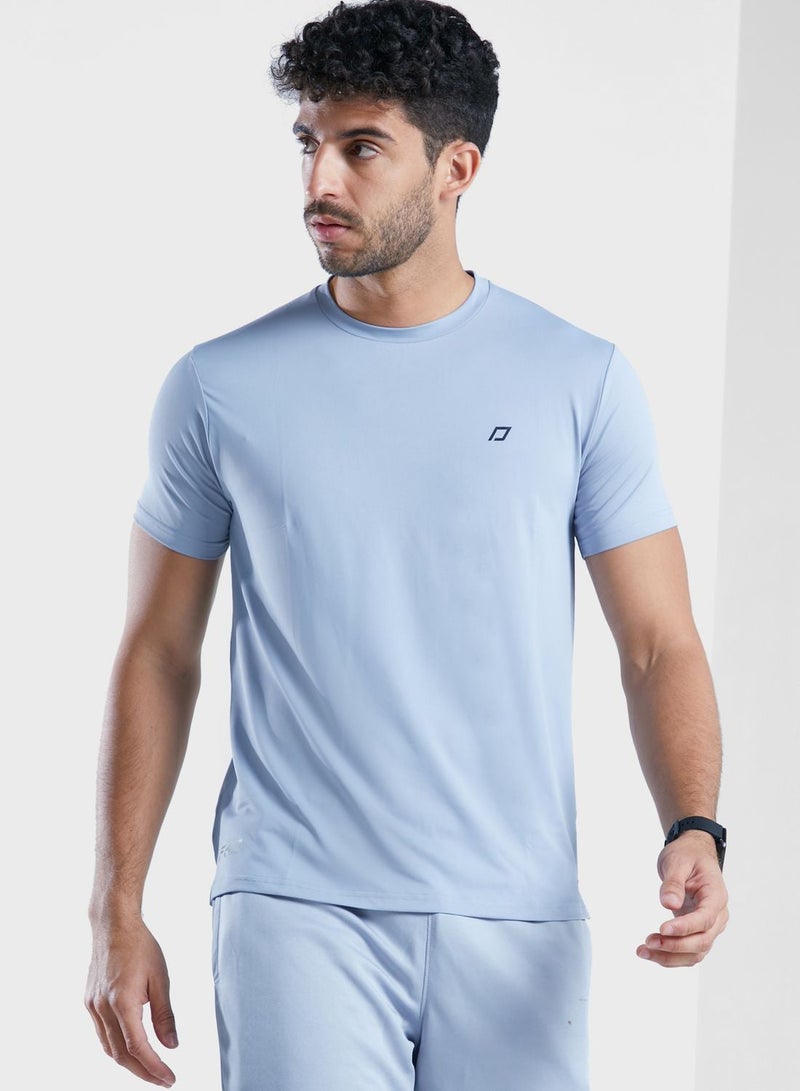 FRWD Training T-Shirt - Image 1