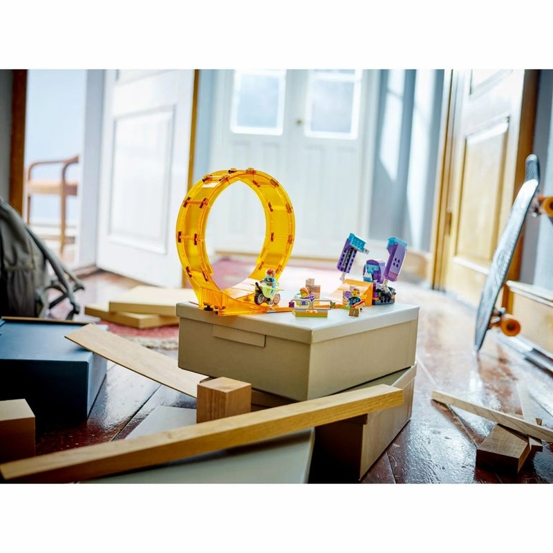 LEGO - City Smashing Chimpanzee Stunt Loop 226 Pieces - 60338 - Image 3