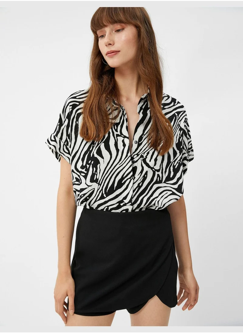 كوتون Viscose Mix Buttoned Short Sleeve Printed Shirt