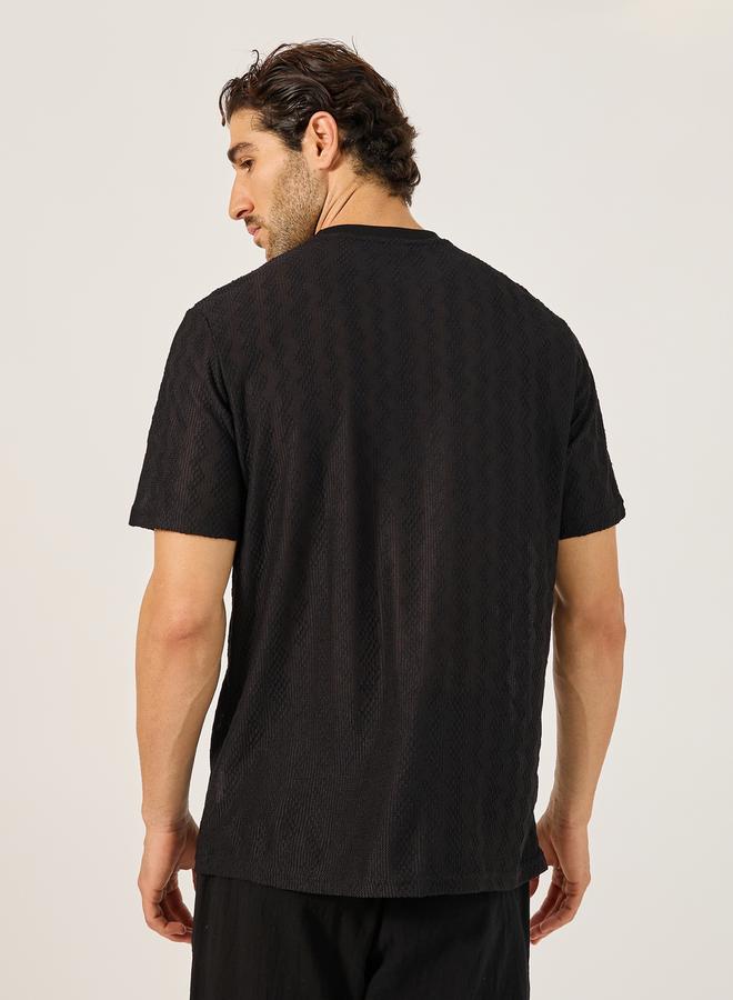 Styli Chevron Textured Short Sleeve Regular Fit T-Shirt - Image 4