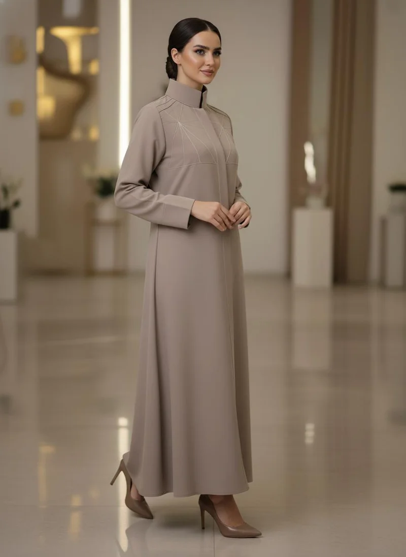 أم سكوير فاشن Bold And Modern Nude Cobra Crepe Abaya Mandarin Collar Edition
