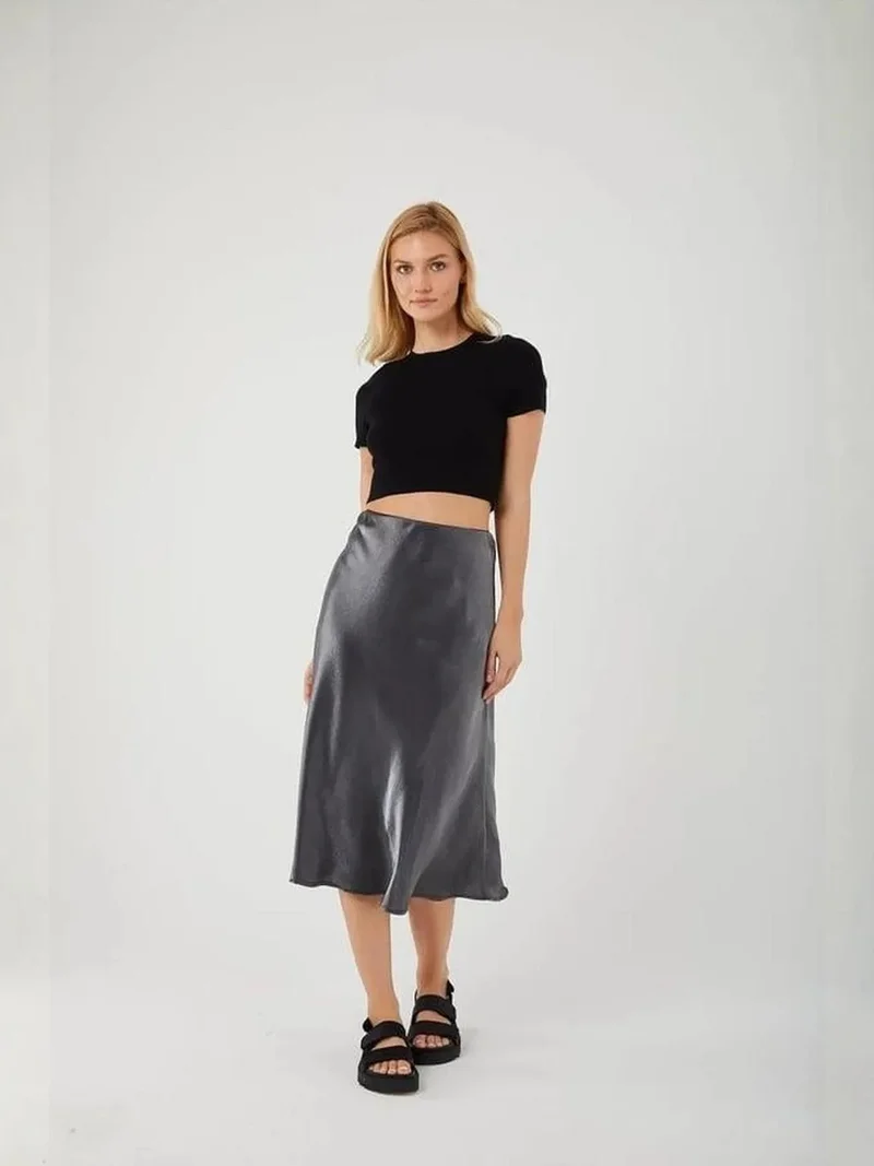 MixRay Mixray Satin Midi Skirt with Elastic Waist