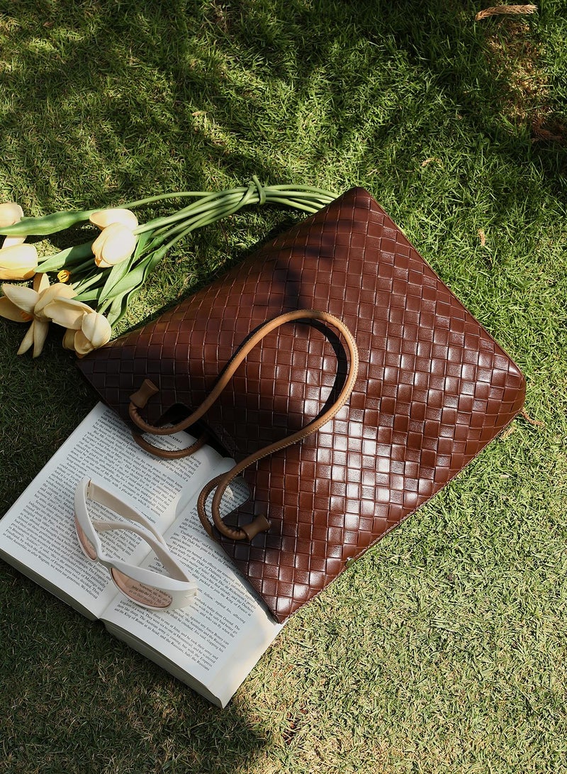 Haute Sauce Solid Zip Lock Regular Vegan Leather Hand Bag For Women  - Image 1