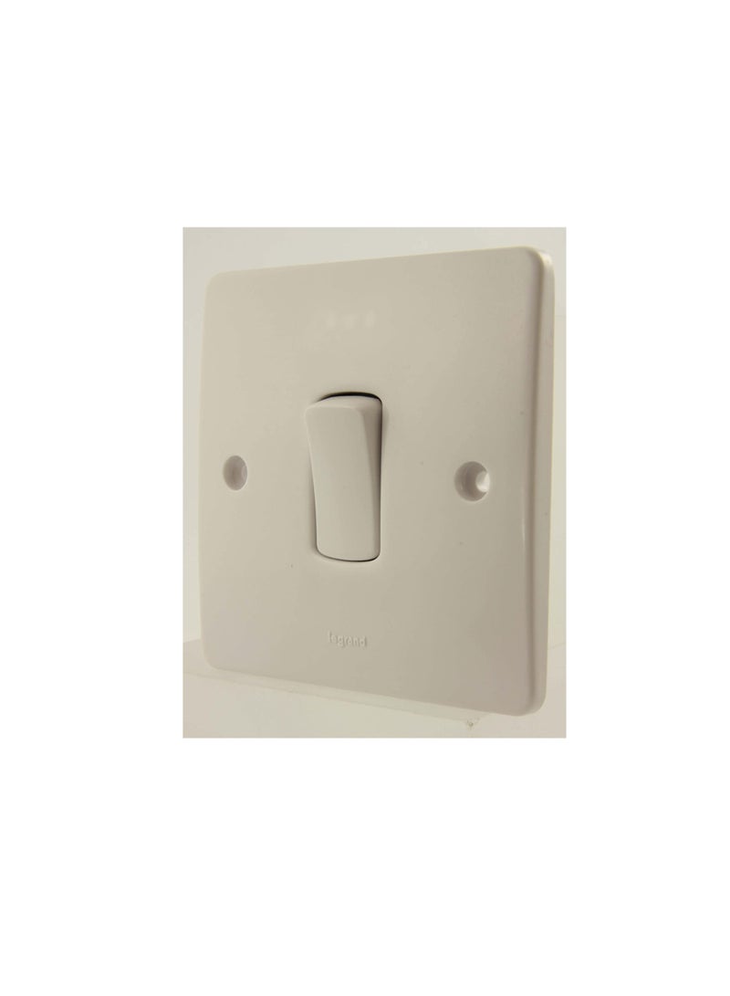 ليجراند مفتاح لوحي من ليجراند سينرجي بقطب واحد 1 جنانج ثنائي الاتجاه 10 أمبير 250 فولت - 730001 (أبيض) - Image 3