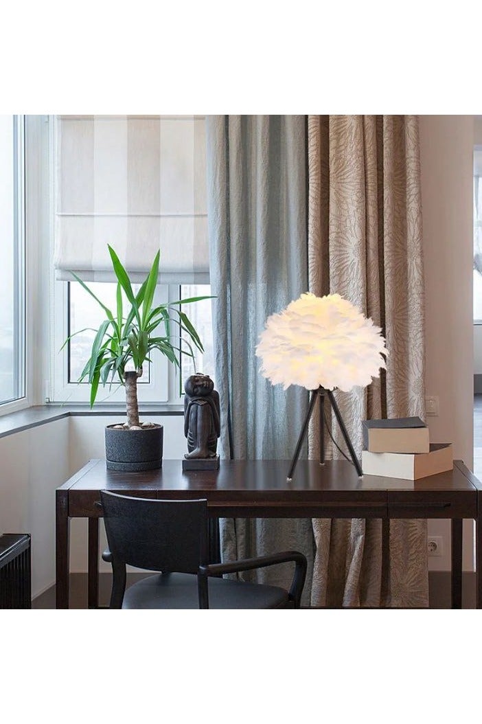 اباجوره ريش نعام  مصباح طاولة لغرفة النوم - متعدد الالوان - Image 4