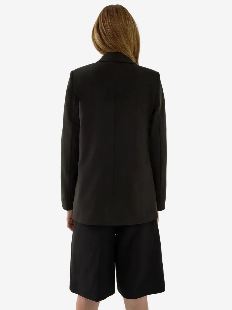 زوبعة بليزر مبطن بتفاصيل