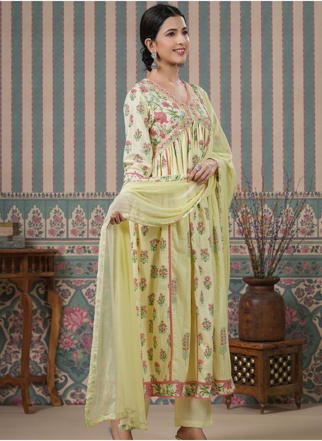ISHIN Anarkali Fit Embroidered Pattern Round Neck Three-Quarter Sleeves Multicolour Colour Knitted Cotton Kurta Set for Women with Semi Elastic Closure - A Timeless Addition to Your Collection  - Image 5