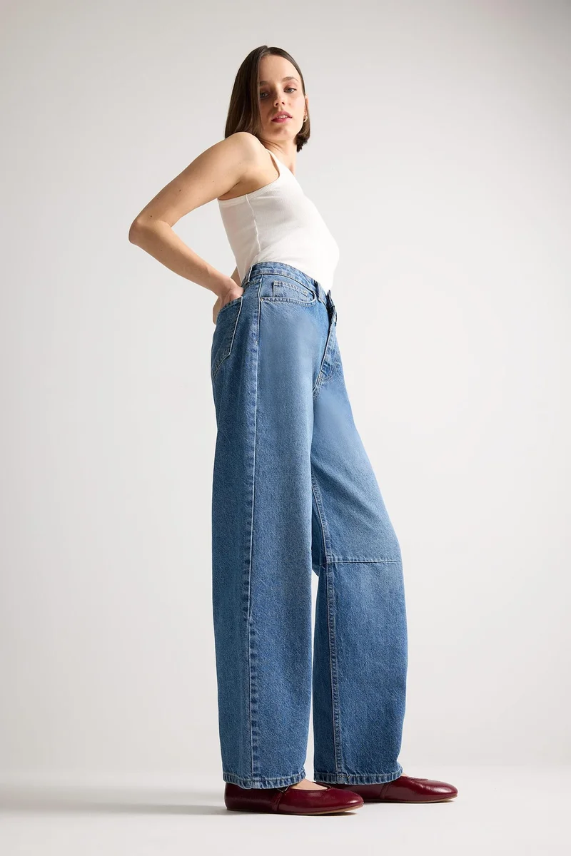 Defacto  Barrel Fit Normal Waist Ankle Length Washed Jeans for Women | Best Price UAE