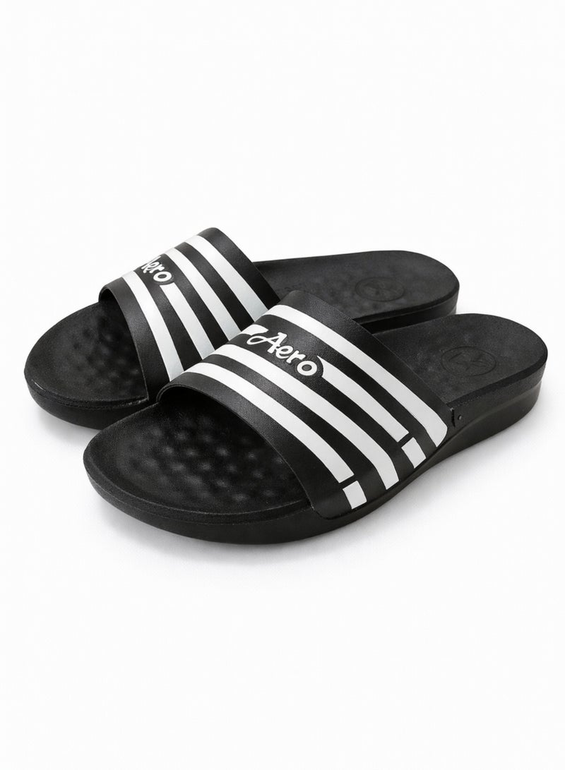 إيرو شباشب رجالية مريحة (سلايدز) – خفيفة الوزن ومضادة للانزلاق – للاستخدام اليومي والحمام – باللون الأسود مع خطوط بيضاء - Image 1