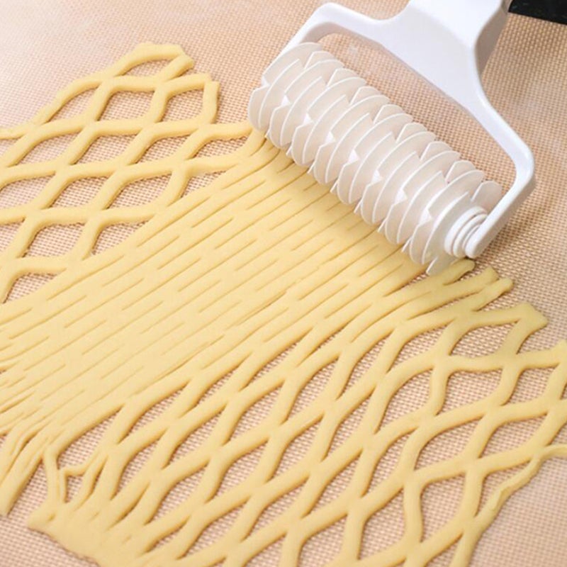 🍳 أداة متينة لعمل ثقوب البيتزا والكعك والمعجنات مساعدة عملية للمطبخ - Image 1