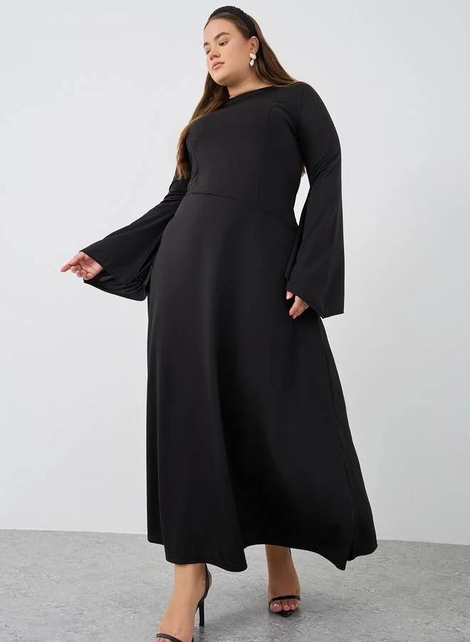 Styli Styli Plus Size Pleated Long Sleeves A-Line Maxi Dress