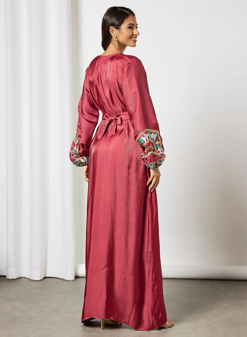 Hayat Jalabiya With Colored Arrow Like Embroidery In Front And Garterised Wrist With Belt
