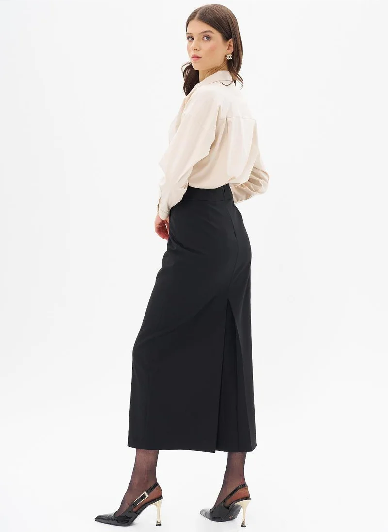 Kayra Skirt with Hidden Slit Detail Black