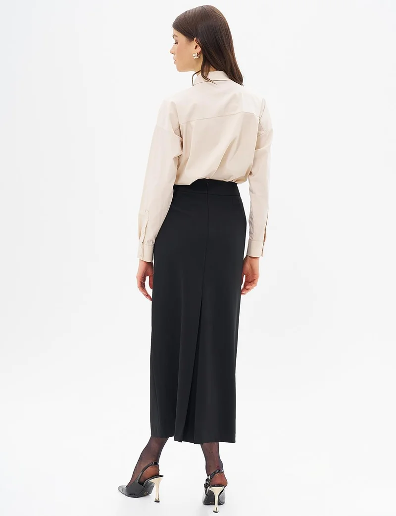Kayra Skirt with Hidden Slit Detail Black