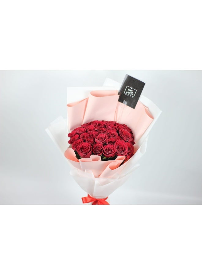 Big Buds Flowers 20 Classic Red Bouquet - Image 1