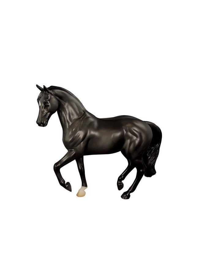 Breyer Breyer Classics Black Beauty Horse and Book Set (1:12 Scale), 8 years and up - Image 2
