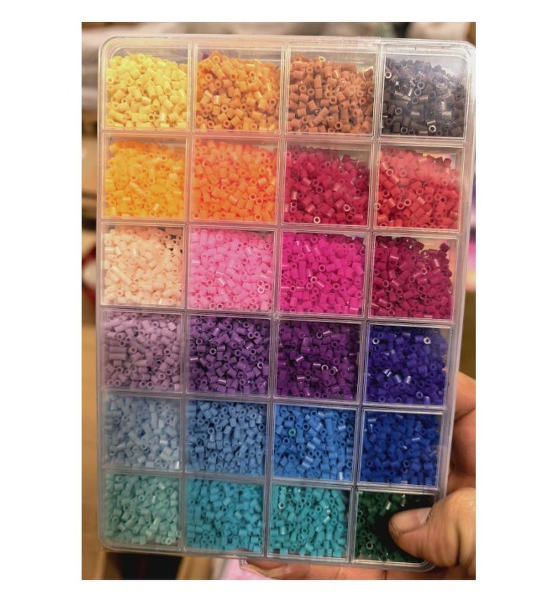 24 لونًا، 7200 قطعة من خرز هاما، عبوة إعادة تعبئة تحتوي على 300 قطعة لكل حجرة، مجموعة خرز ثلاثية الأبعاد للانصهار - Image 3