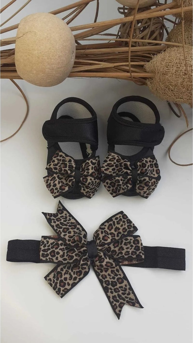 Bilge Trend Leopard Patterned Baby Booties and Bandana Set Baby Shoes Bandana Set - Image 1
