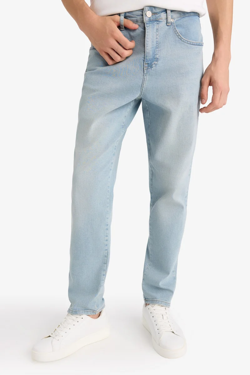 Defacto  Relax Tapered Fit Skinny Leg Jeans for Men | Best Price UAE