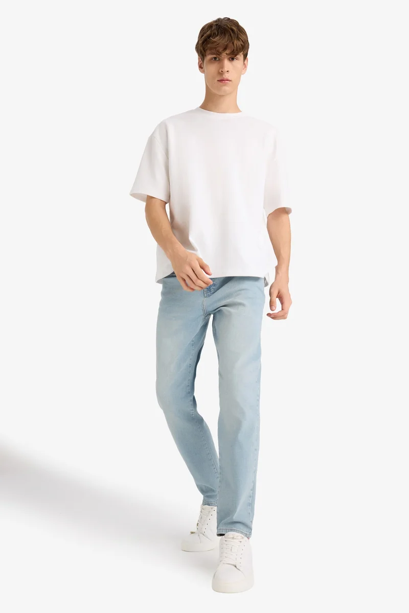 Defacto  Relax Tapered Fit Skinny Leg Jeans for Men | Best Price UAE