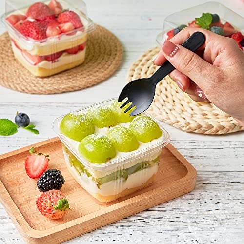 Qeirudu 50 Pack 8 oz Square Plastic Dessert Cups with Lids and Sporks, Disposable Cake Cups Yogurt Parfait Containers for Fruit, Pudding, Mousse, Ice Cream and Strawberry Shortcake - Image 5