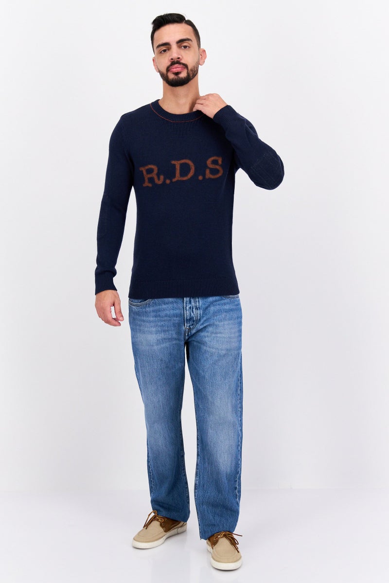 SELECTED سويت شيرت رجالي بأكمام طويلة وياقة دائرية بشعار العلامة التجارية، أزرق داكن - Image 4