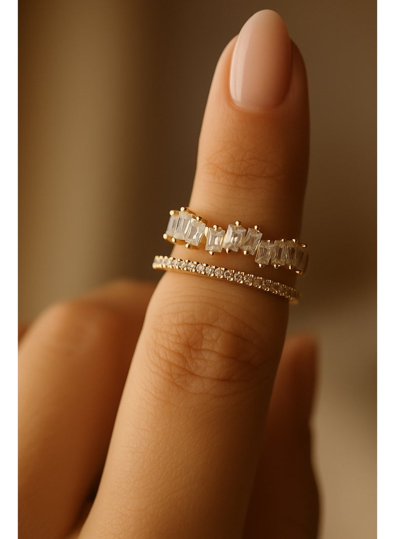 ثري دايموندز خاتم دهبي مطلي ذهب بتصميم مزدوج – فصوص زيركون مربعة ودائرية، فخامة وأناقة لا تقاوم - Image 3