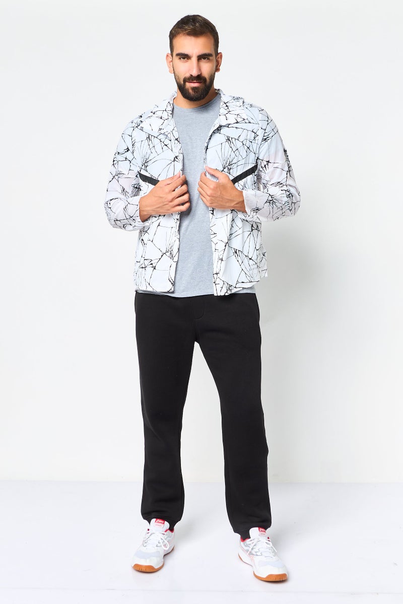 Nike Men Sportswear Fit Running Hooded Jacket, Muticolor - Image 2