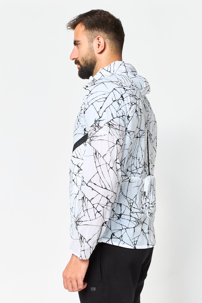 Nike Men Sportswear Fit Running Hooded Jacket, Muticolor - Image 3