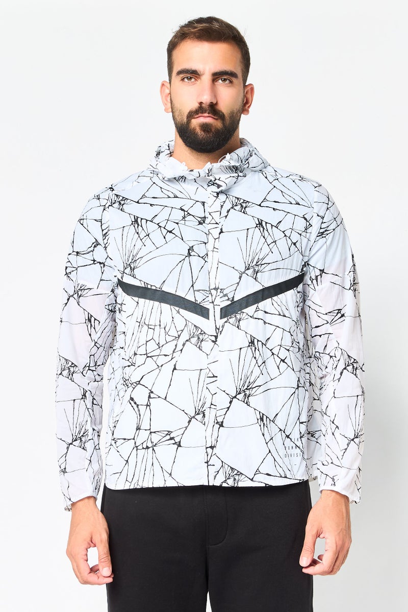 Nike Men Sportswear Fit Running Hooded Jacket, Muticolor - Image 1