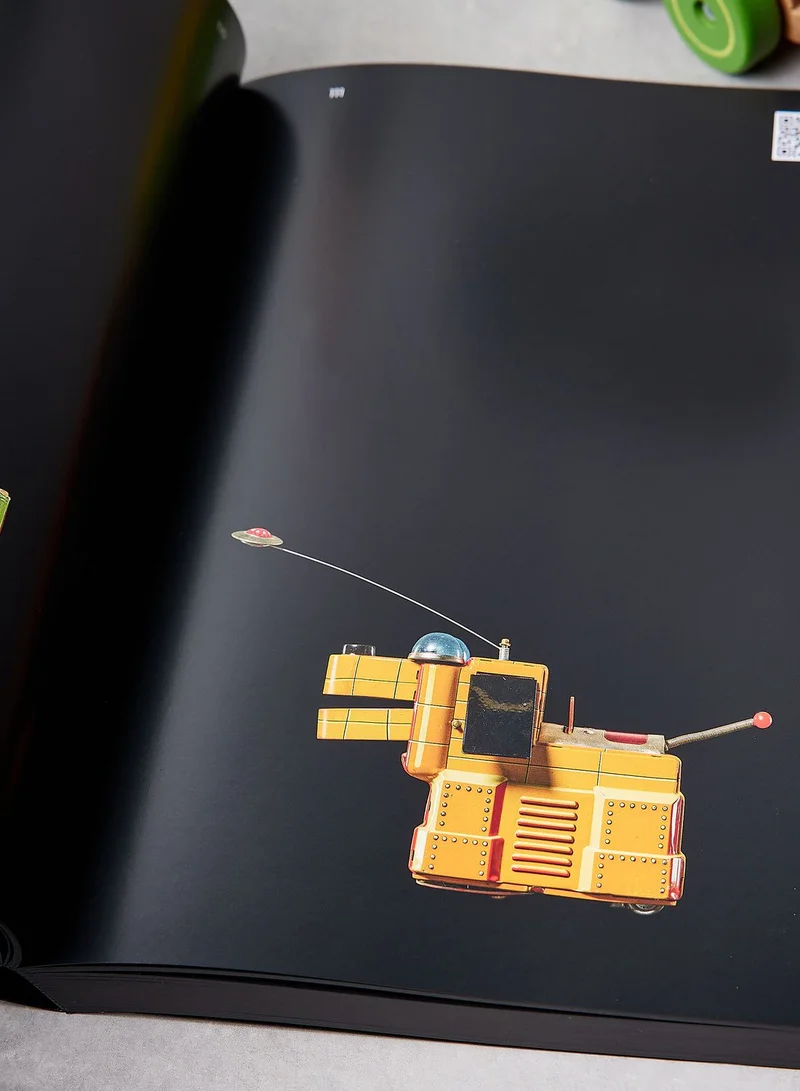 THAMES Robots 1:2: R.F. Collection