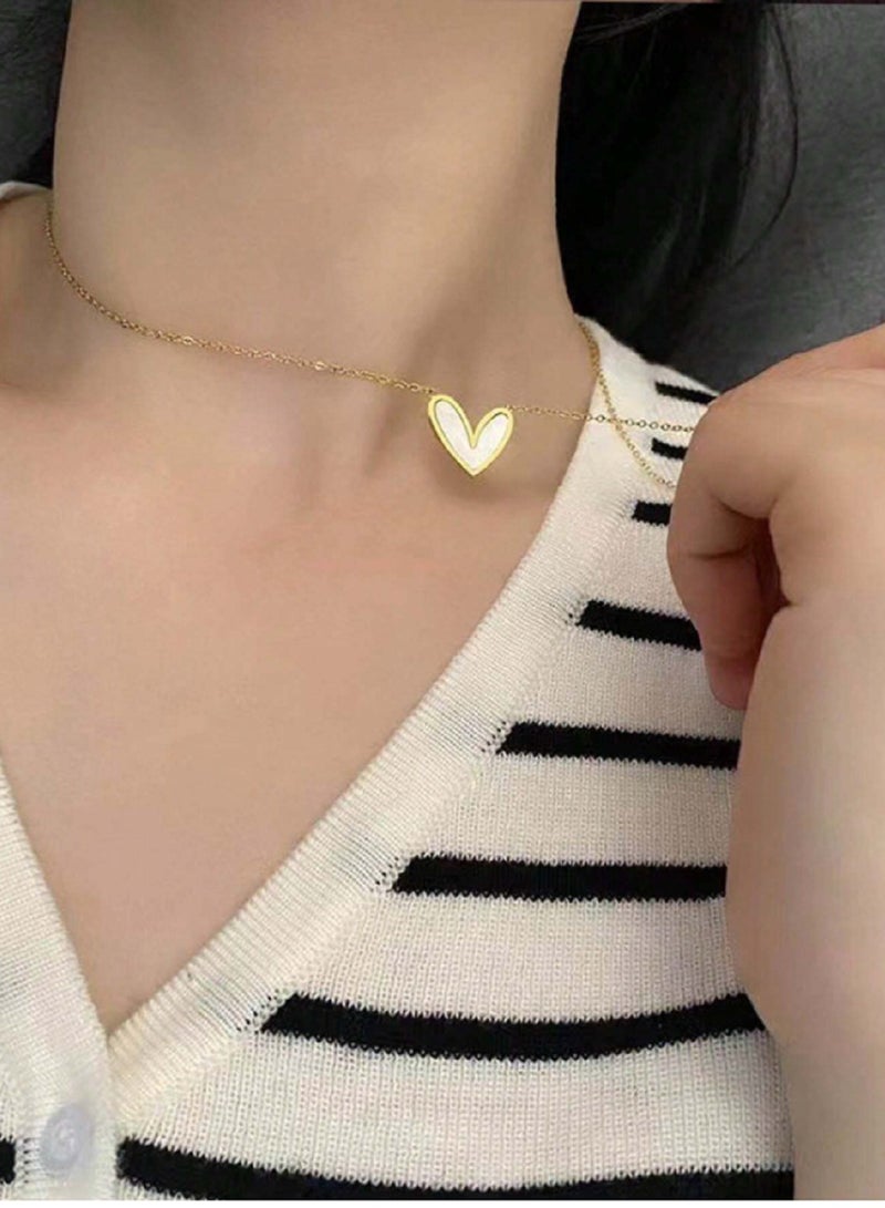 MANIKAN MANIKAN Luxury Necklace of Elegant- MANIKAN -Heart Shape for Women  - Image 4