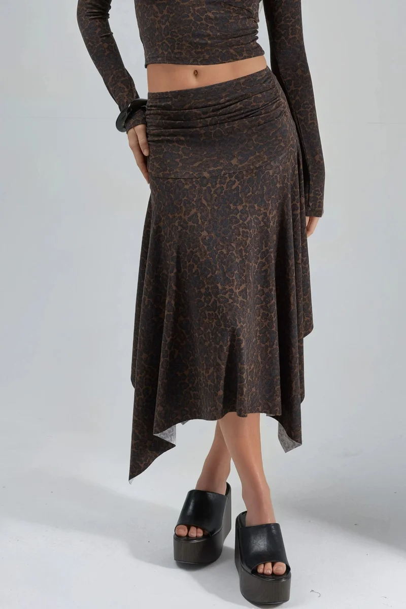 بوسيم BUSEM High Waist Leopard Print Asymmetrical Midi Skirt