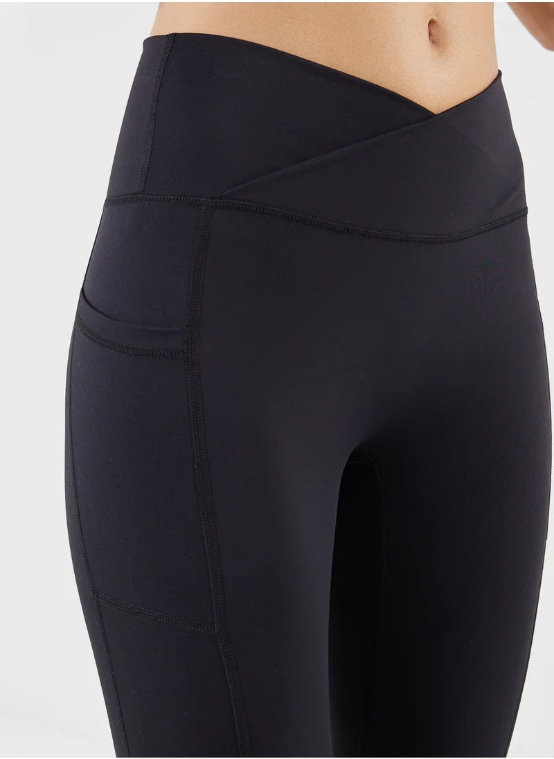 FRWD Overlap Waist Seamless Leggings