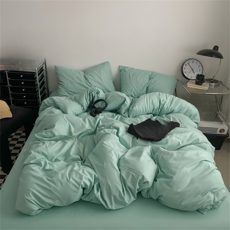 3pcs Solid Color Ultra-Soft Brushed Polyester Duvet Cover Set Includes: One Duvet Cover Suitable for Down Comforters + Two Pillowcases. Filling Not Included. A Bedding Perfect for Home and Bedroom Use - Image 1