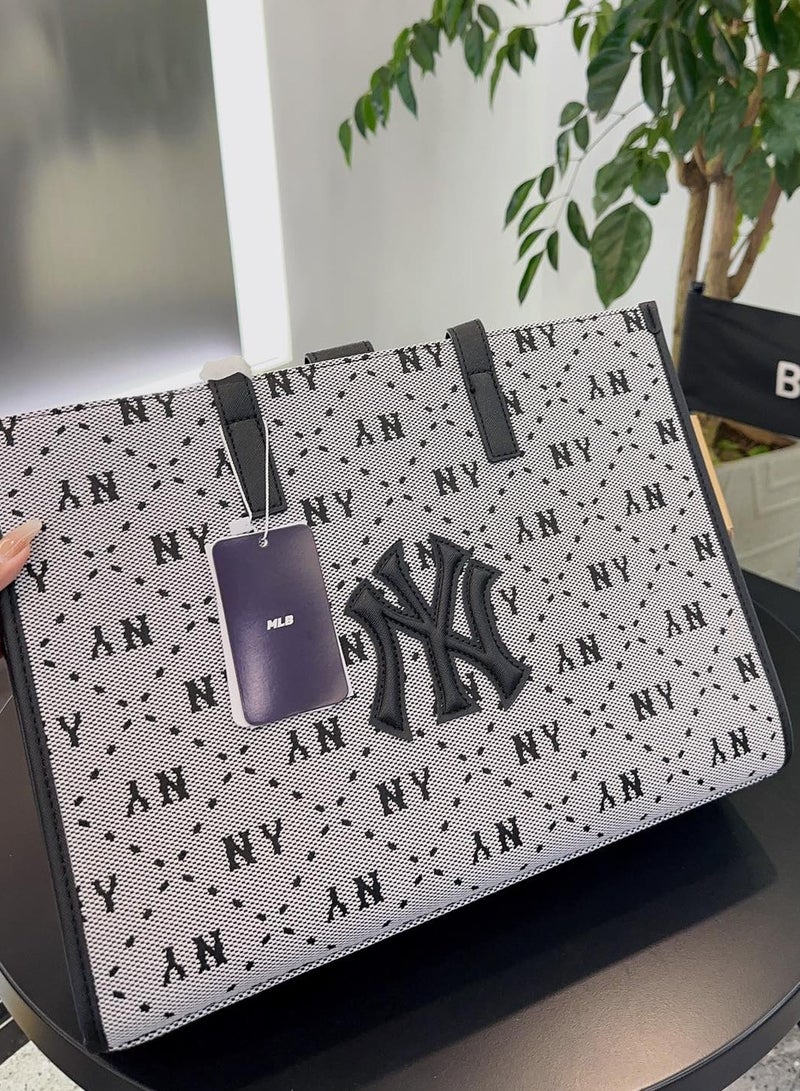 MLB New York Yankees Tote Bag