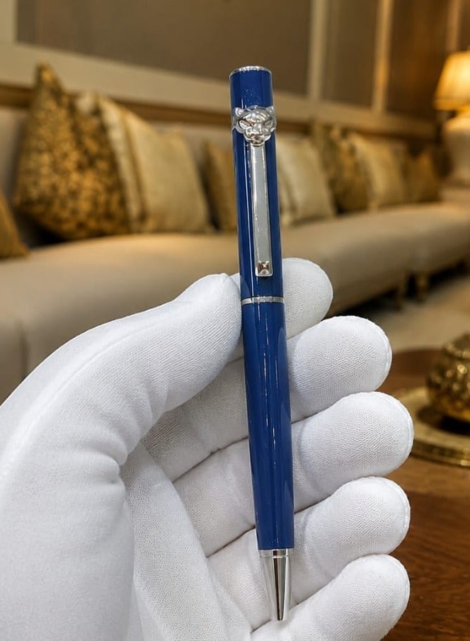 A new Panther-themed ballpoint pen, the latest model.